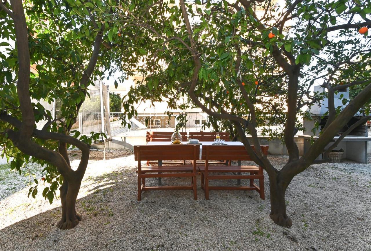 Holiday House Vukman Trogir Exterior foto